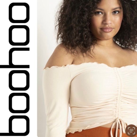 Boohoo Tops - NWOT BooHoo Off White Off Shoulder, Drawstring Ruched Plus Size Crop Top - 18